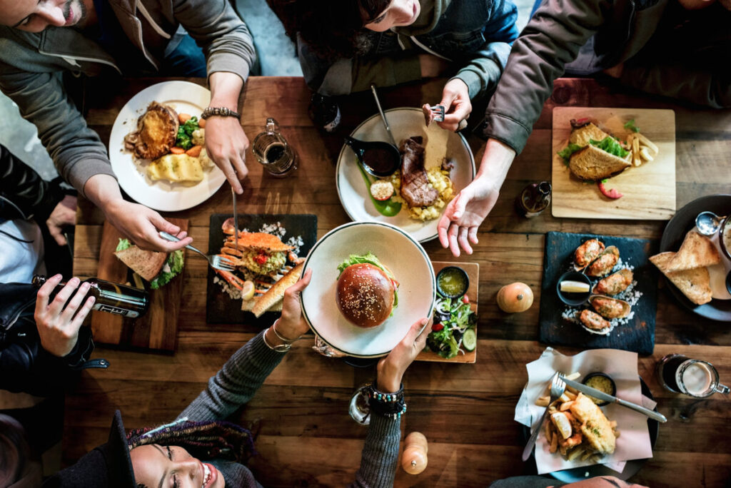 Savoring Island Lake: Unveiling the Best Eats and Hidden Food Gems in Shoreview’s Cozy Neighborhood